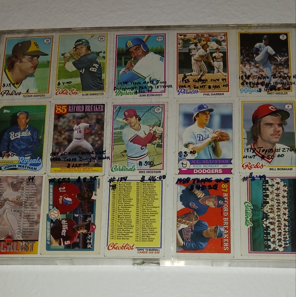 Baseball cards - Picture 8 of 11